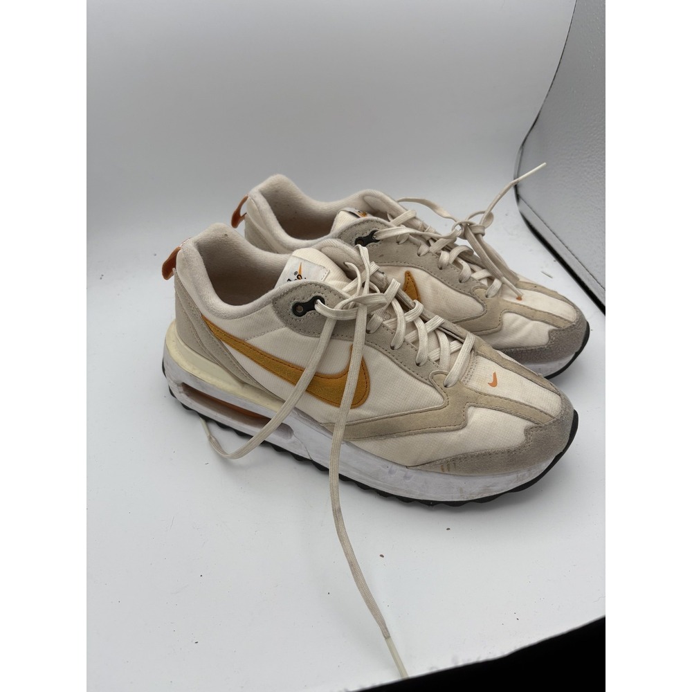 Nike Air Max Dawn Shoes Womens Size 8.5 Cream Beige Suede Mesh Running Sneakers